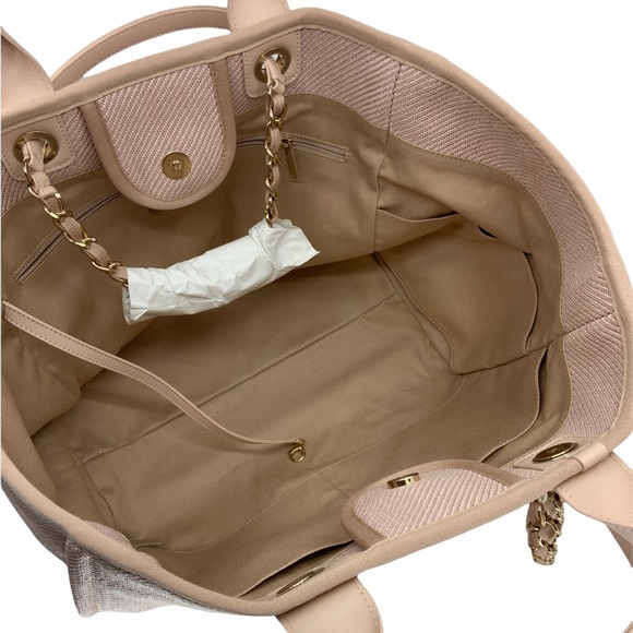 CHANEL Medium Deauville Tote Bag NEW 2020 - Picture 6 of 8